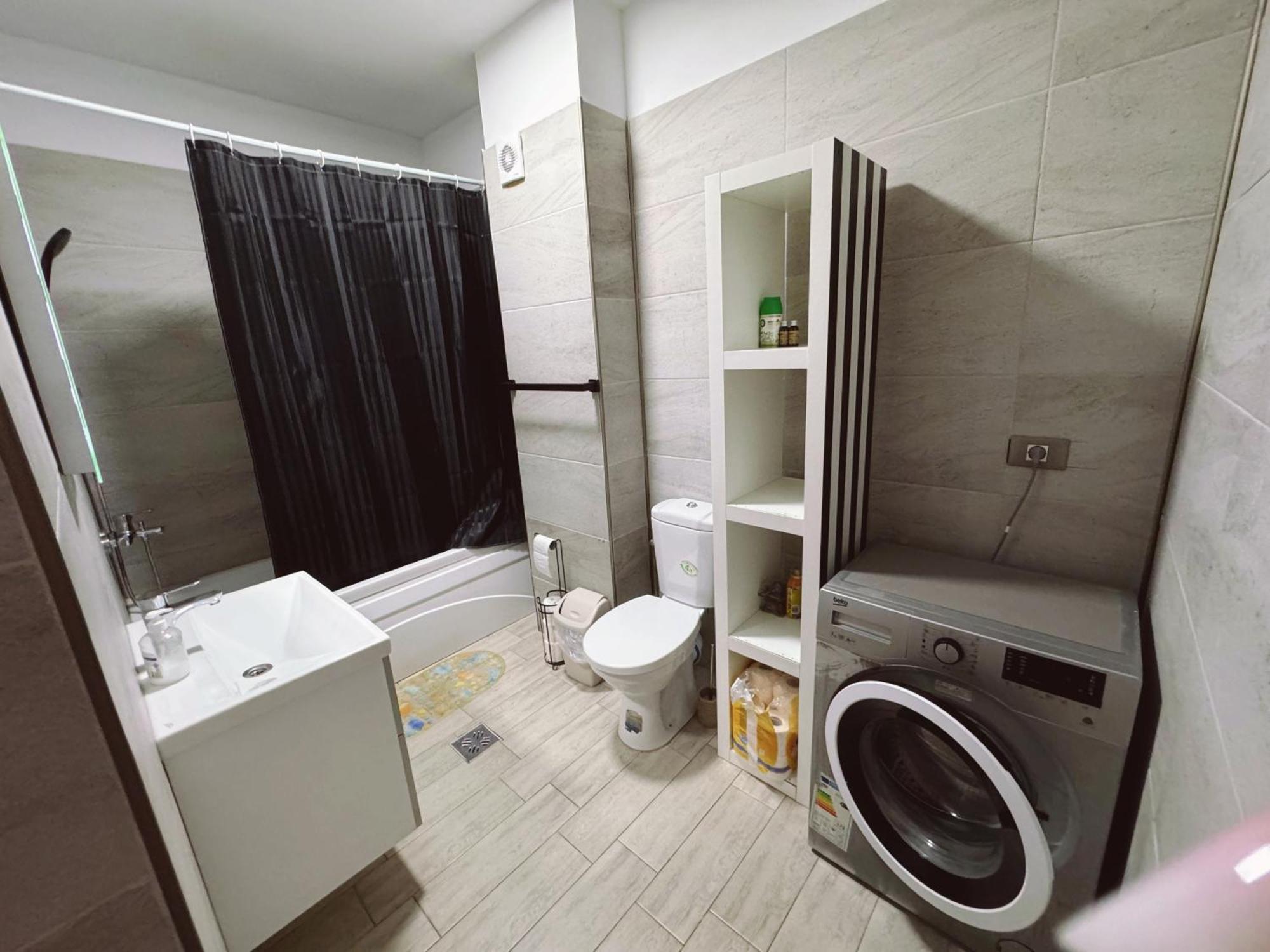 Desiree Beach Apartment Năvodari Екстериор снимка
